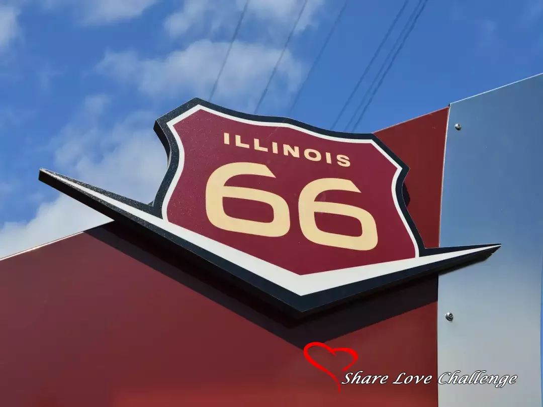 Illinois Route 66 Features