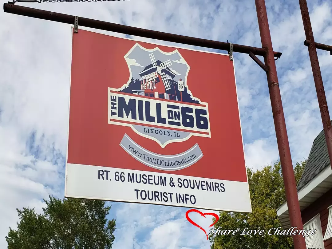 Illinois Route 66 Features